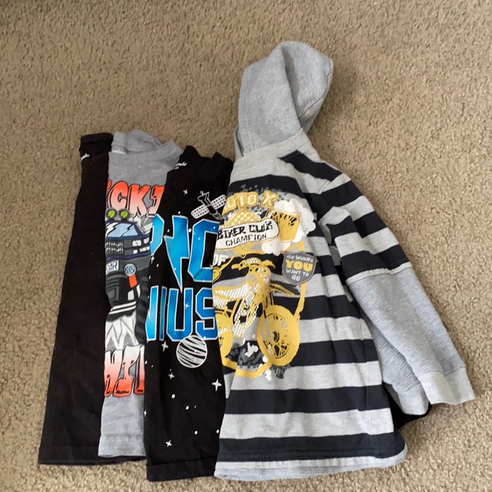 (6) Boys 4T long sleeve shirts